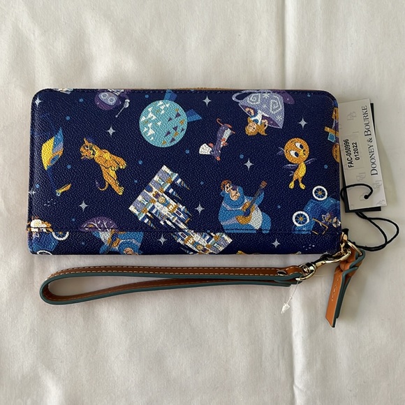 DOONEY & BOURKE Disney 50th Anniversary Wristlet - Picture 2 of 5
